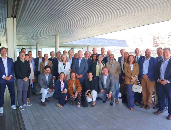 Las empresas Business y Aportantes de Cambra Club celebran su Aperitivo Ejecutivo